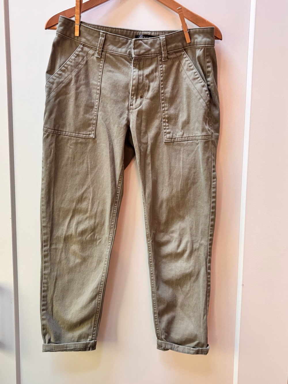 GENERra Junior women’s Cargo Pants in Olive